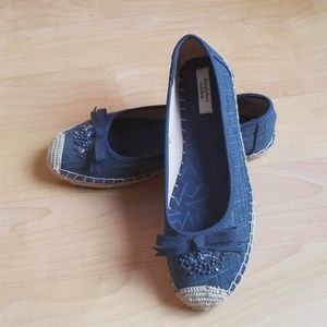 Simply Vera Wang Flats